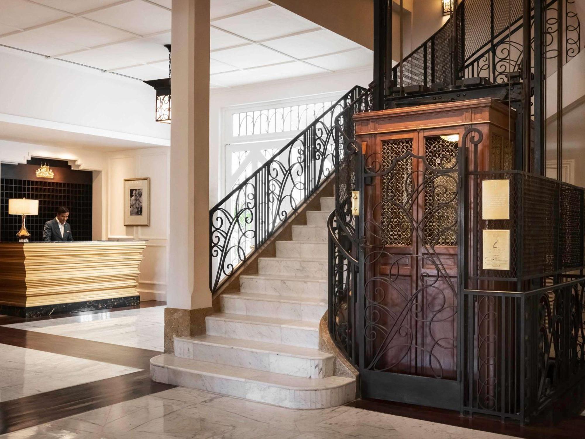 Raffles Grand Hotel D'Angkor Siem Reap Esterno foto